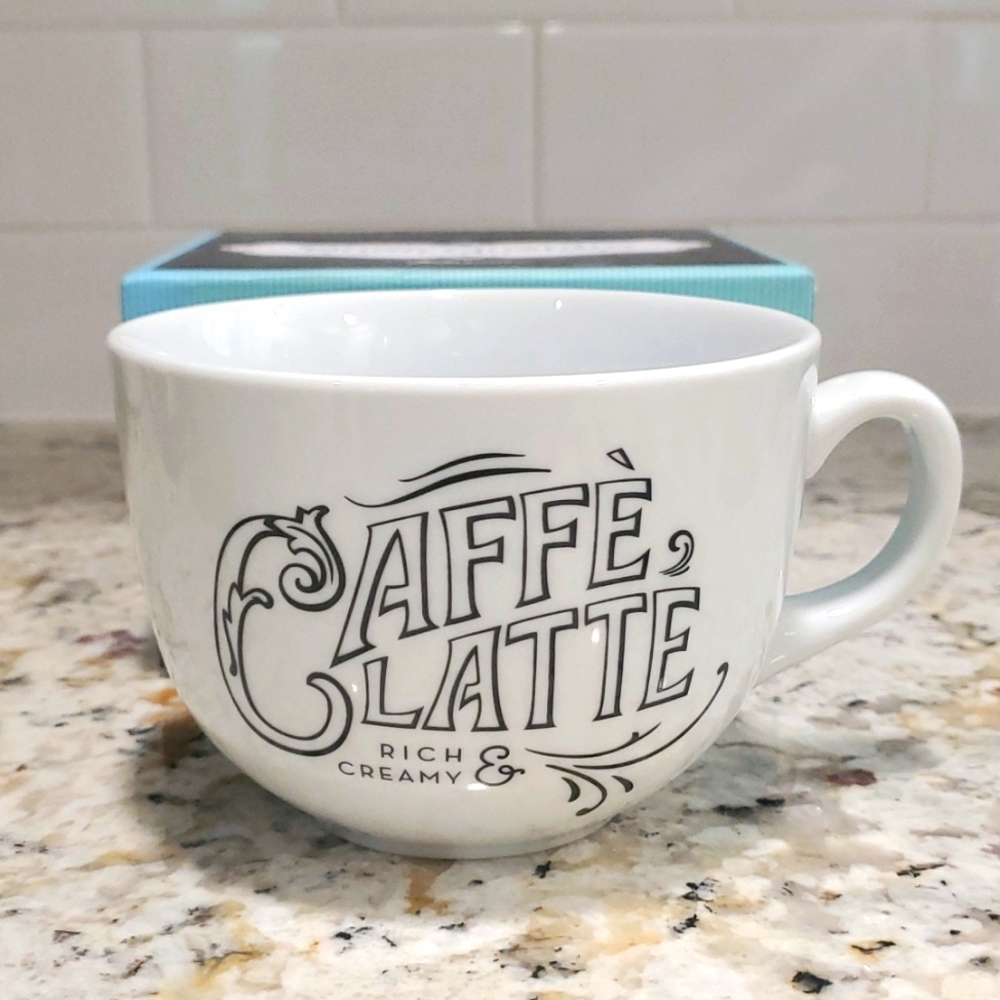 Rosanna 20 oz Latte mug in white new